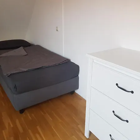 Kiroom Apartment